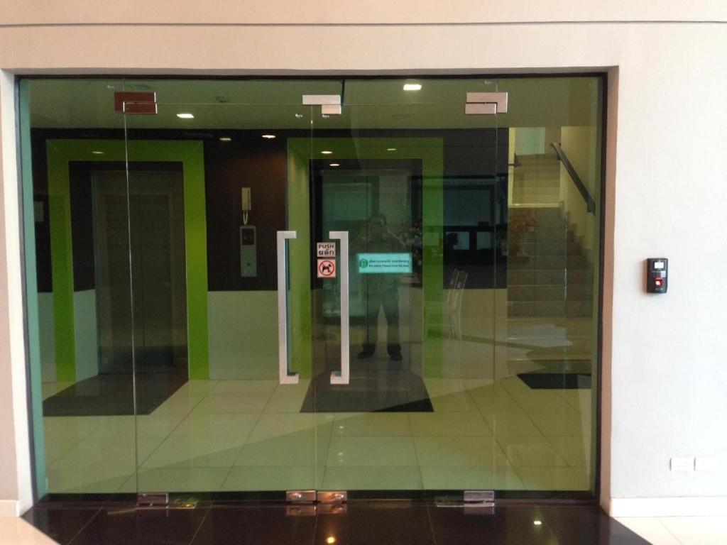 Ipremium Sukhumvit 81 Hotel Bangkok Esterno foto