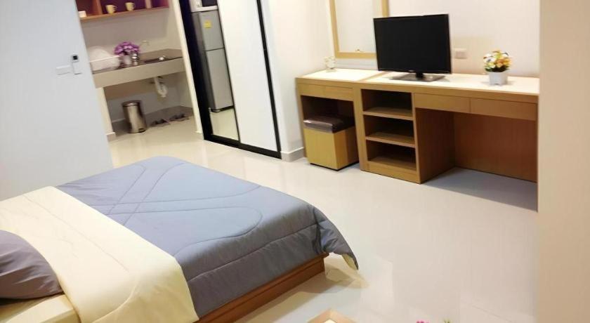 Ipremium Sukhumvit 81 Hotel Bangkok Esterno foto