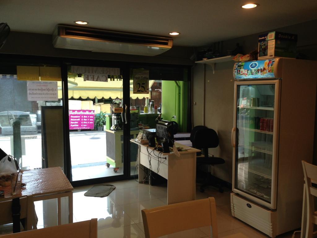 Ipremium Sukhumvit 81 Hotel Bangkok Esterno foto